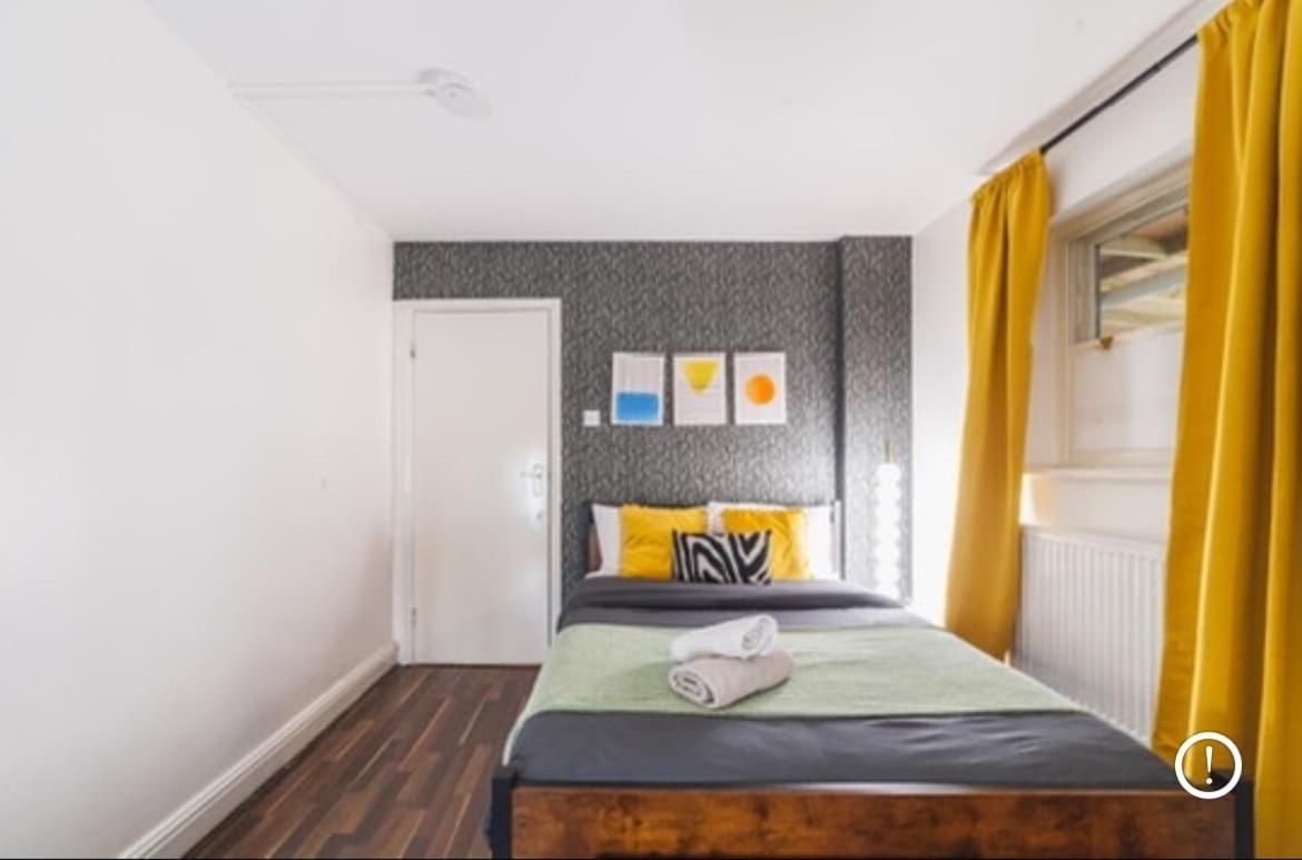 2bed Brick Lane Urban Escape